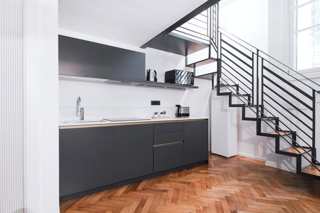 Easylife - A Few Steps From Duomo
